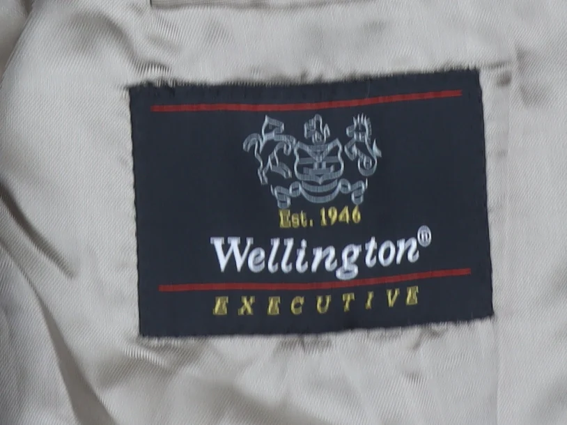 Wellington Executive Men's Brown Check Wool Blend Blazer Jacket Size 44S - Image 4